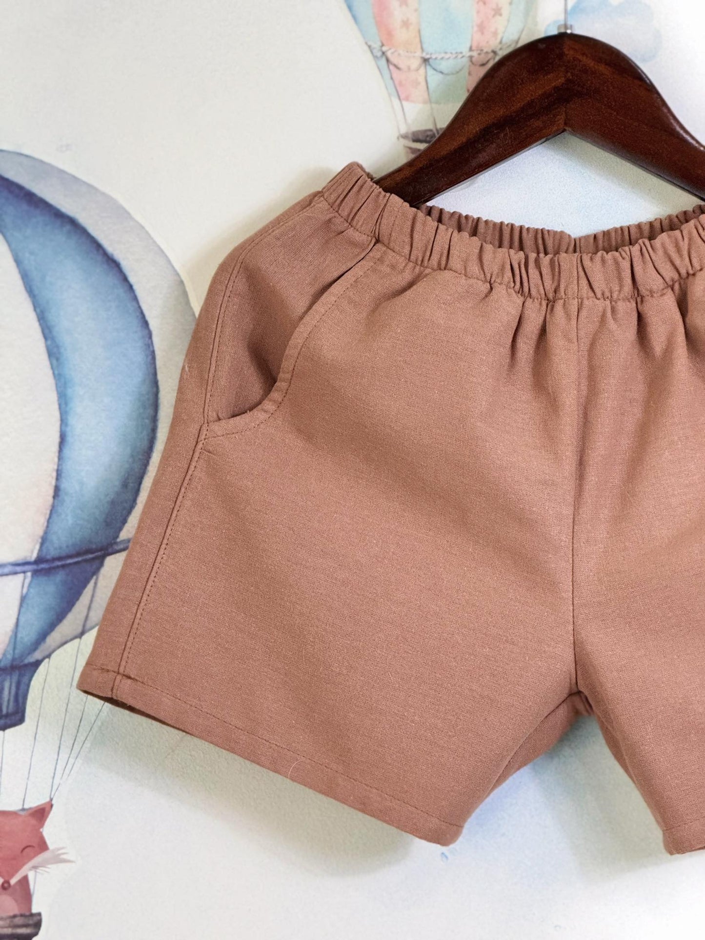 Ericka Linen Shorts in Camel