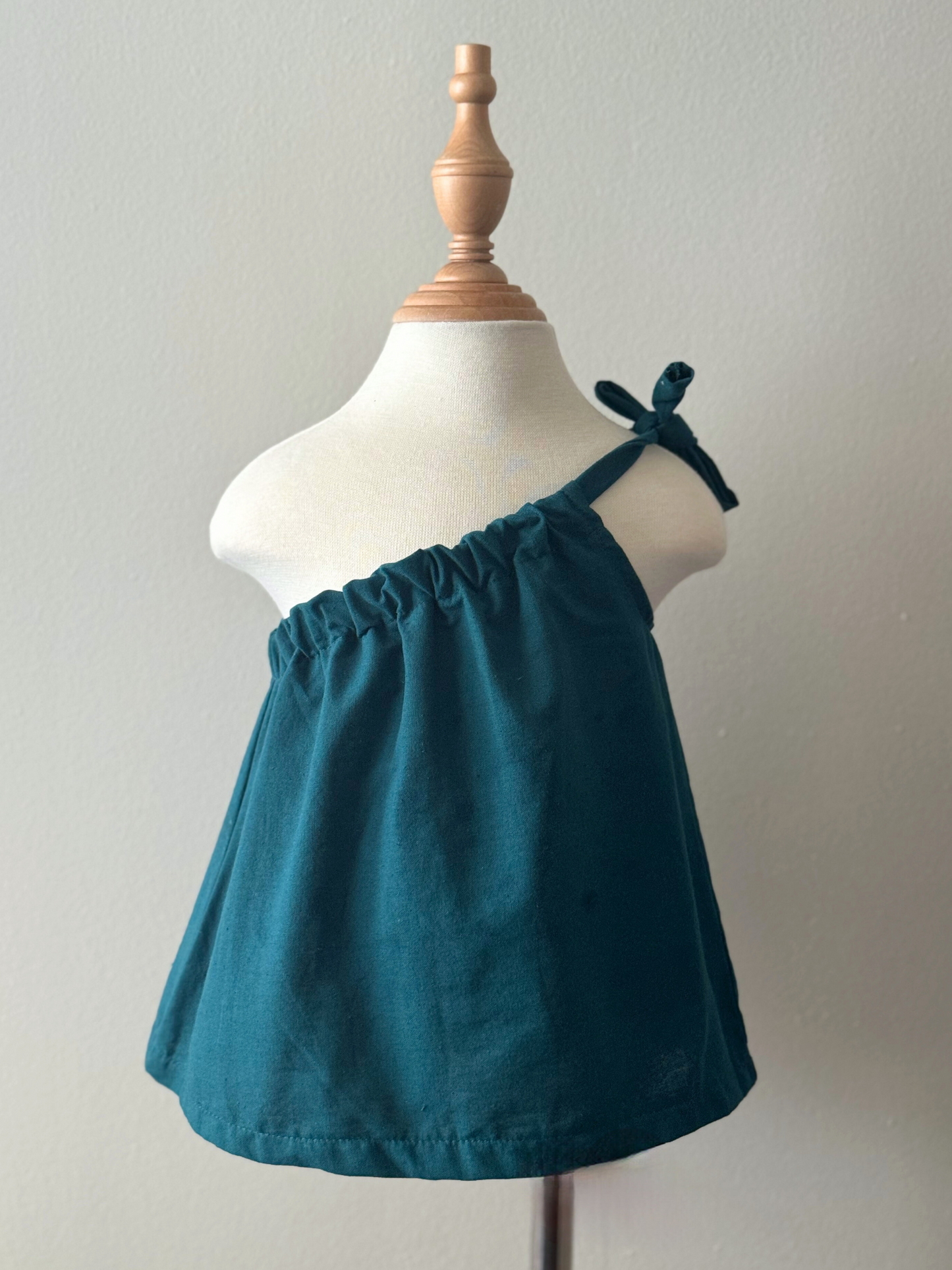 Amelia Linen Top in Emerald