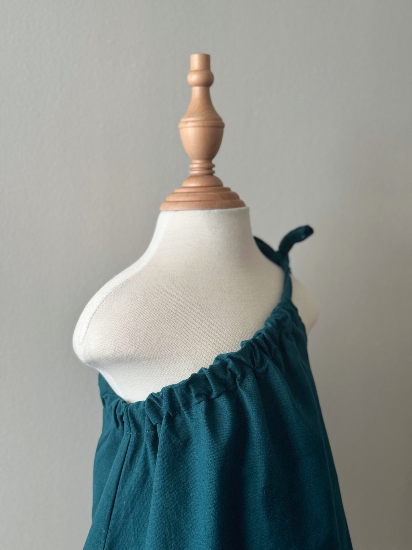 Amelia Linen Top in Emerald