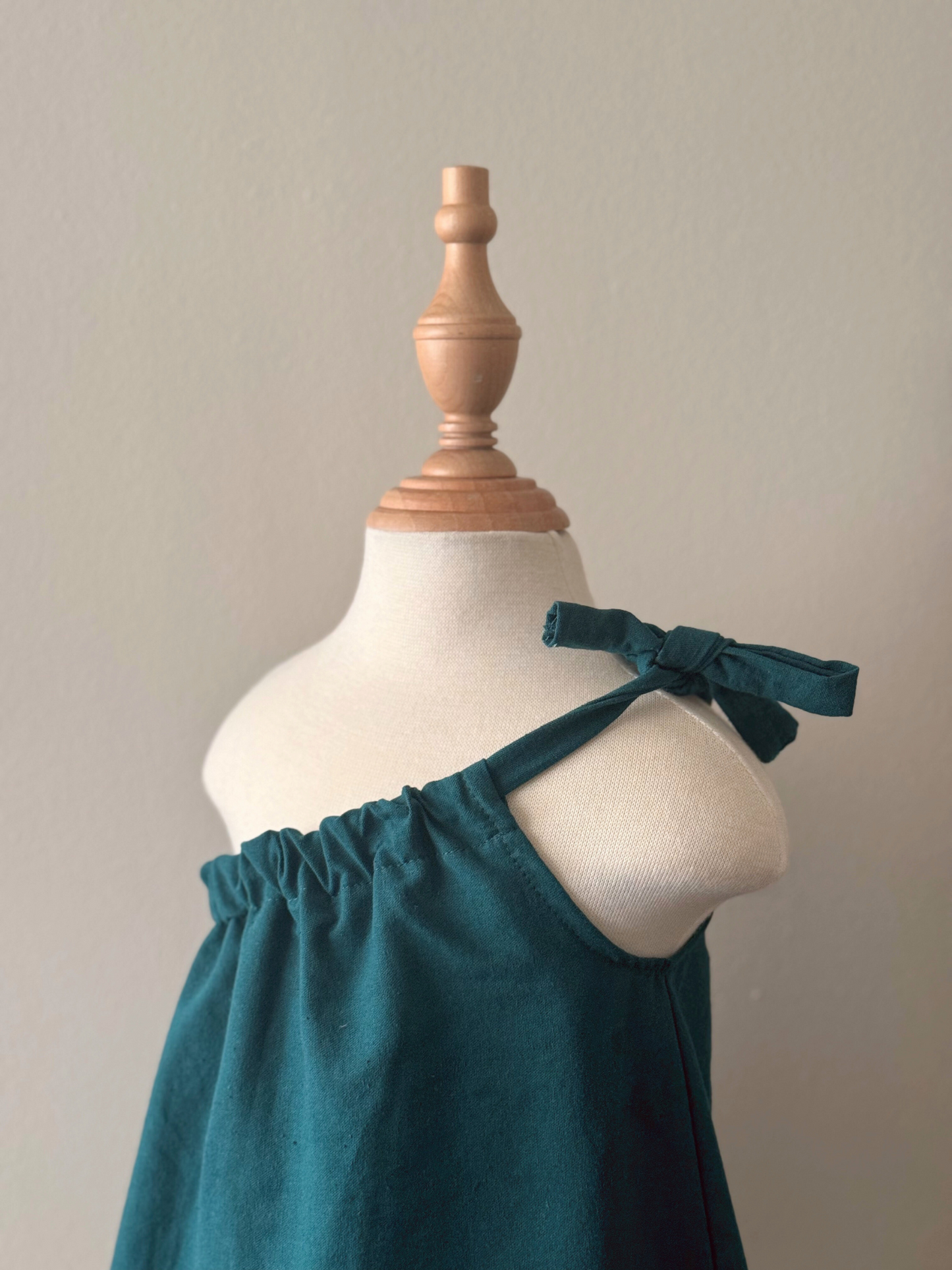 Amelia Linen Top in Emerald