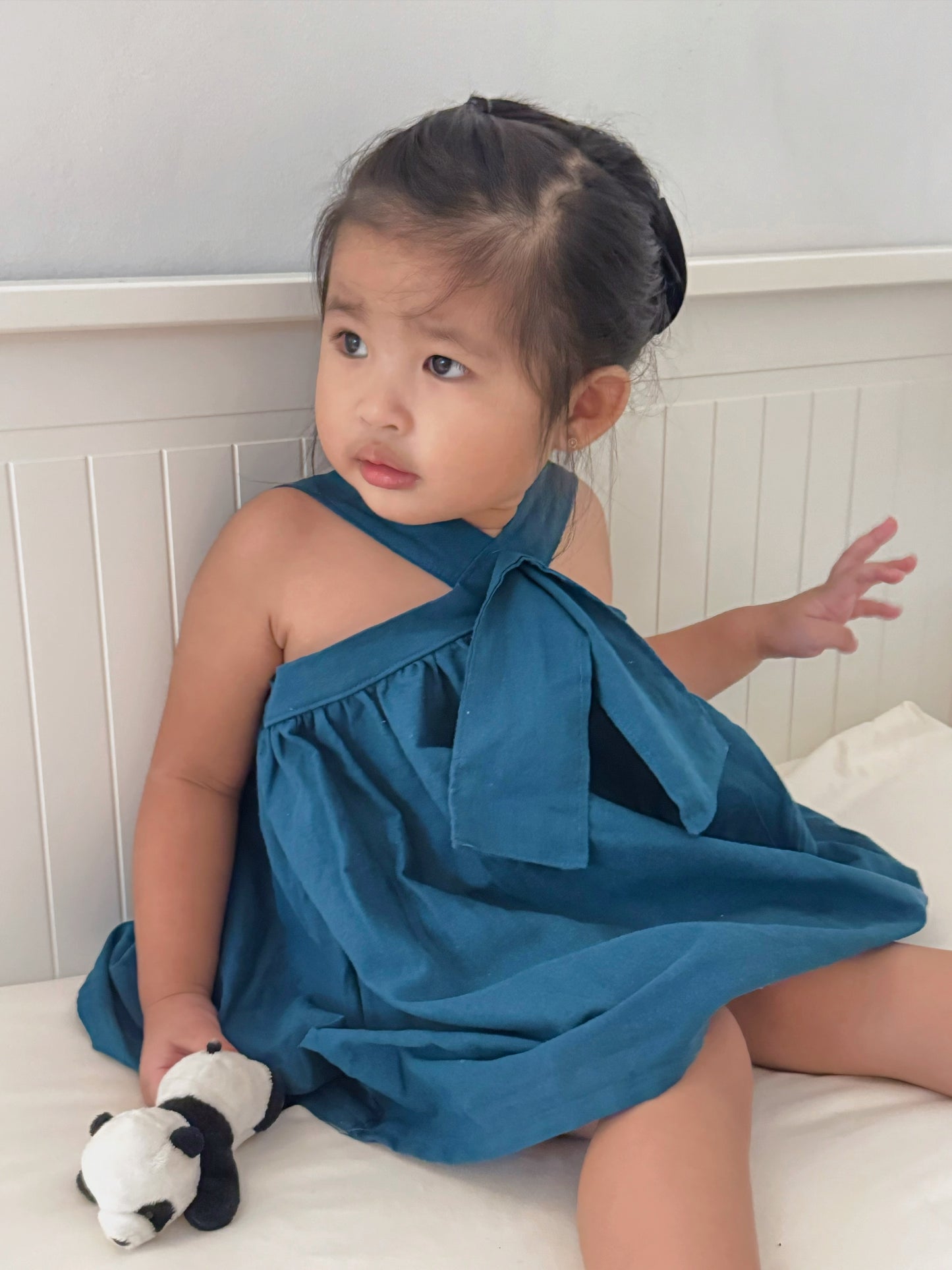 Amarah Linen Dress in Emerald Green