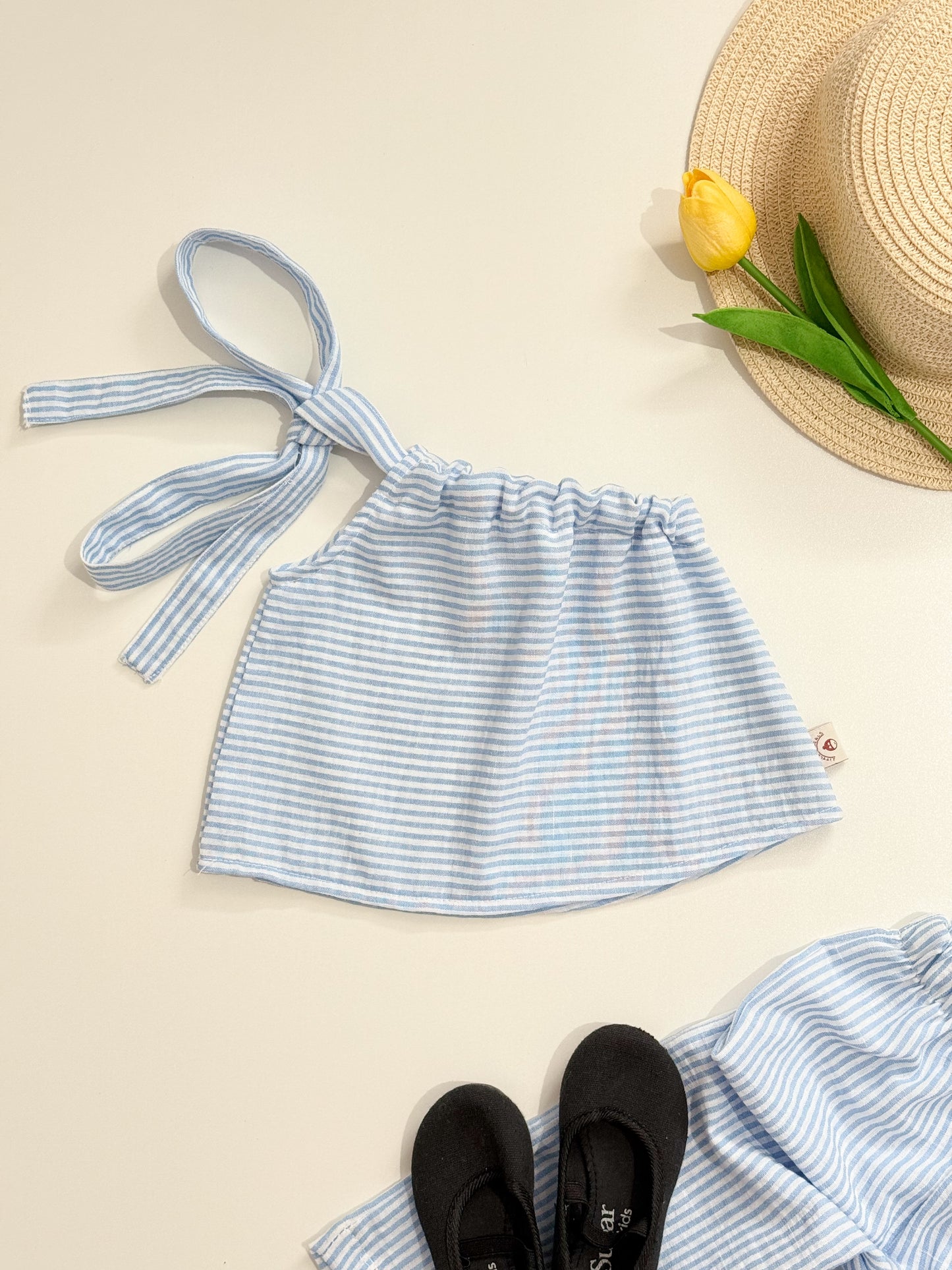 Amelia Solid Linen Stripes Top in Blue