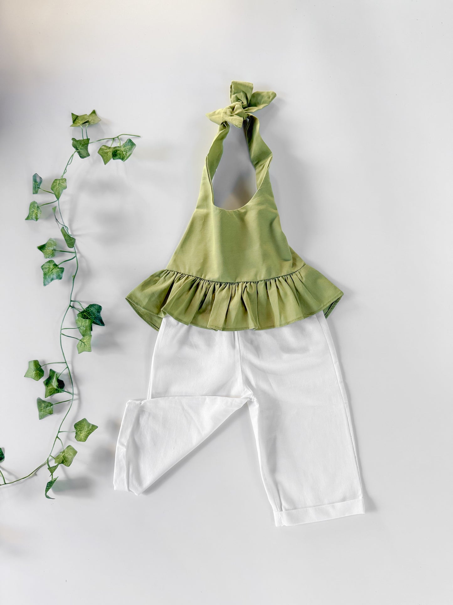 Maven Linen Top in Avocado Green