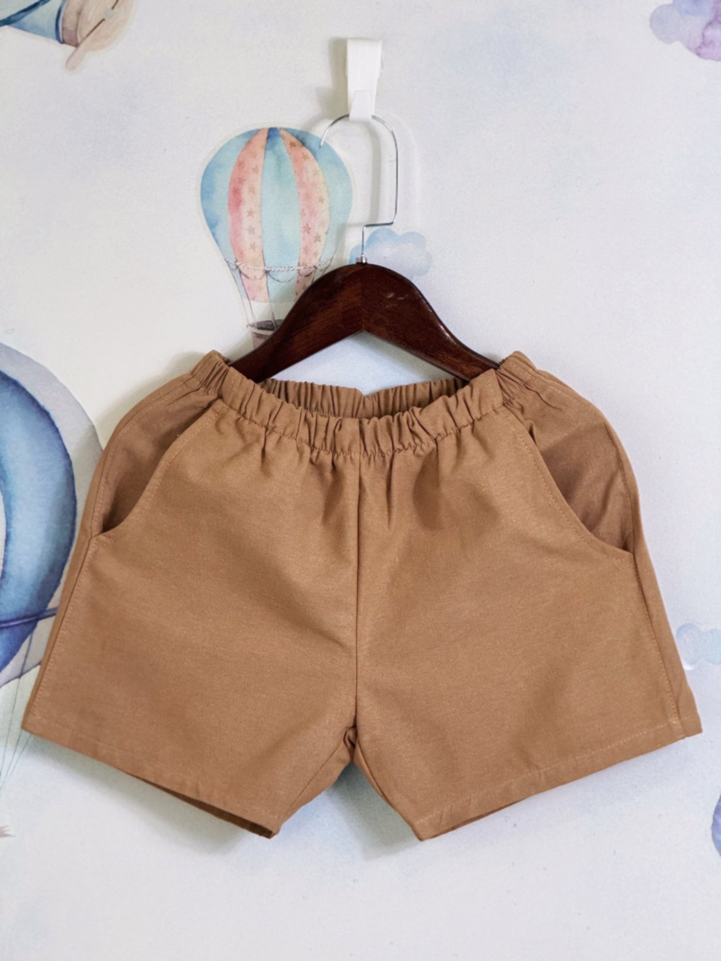 Ericka Linen Shorts in Mocha