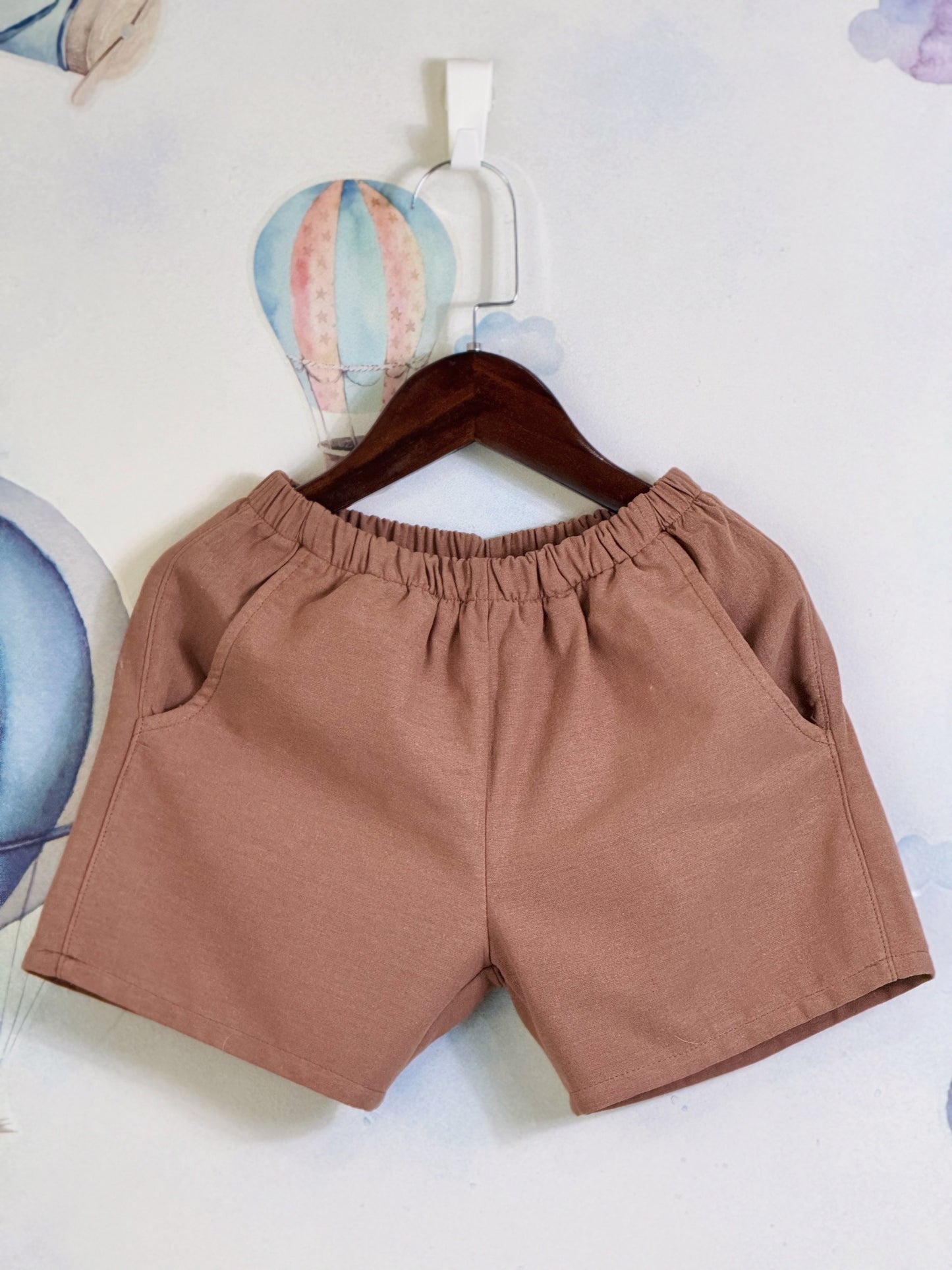 Ericka Linen Shorts in Camel
