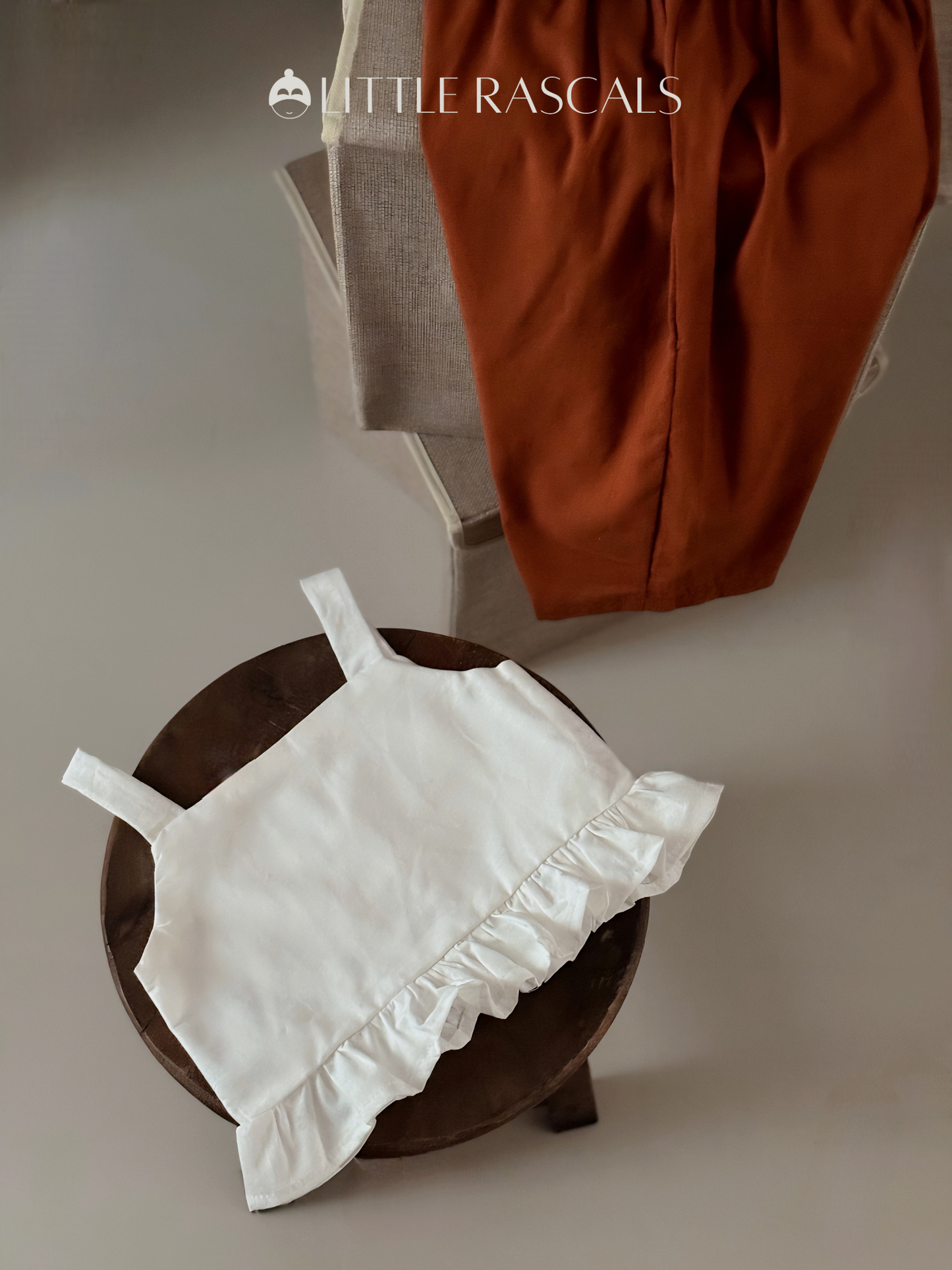 Leia White Top and Mary Linen Pants in Rust Set