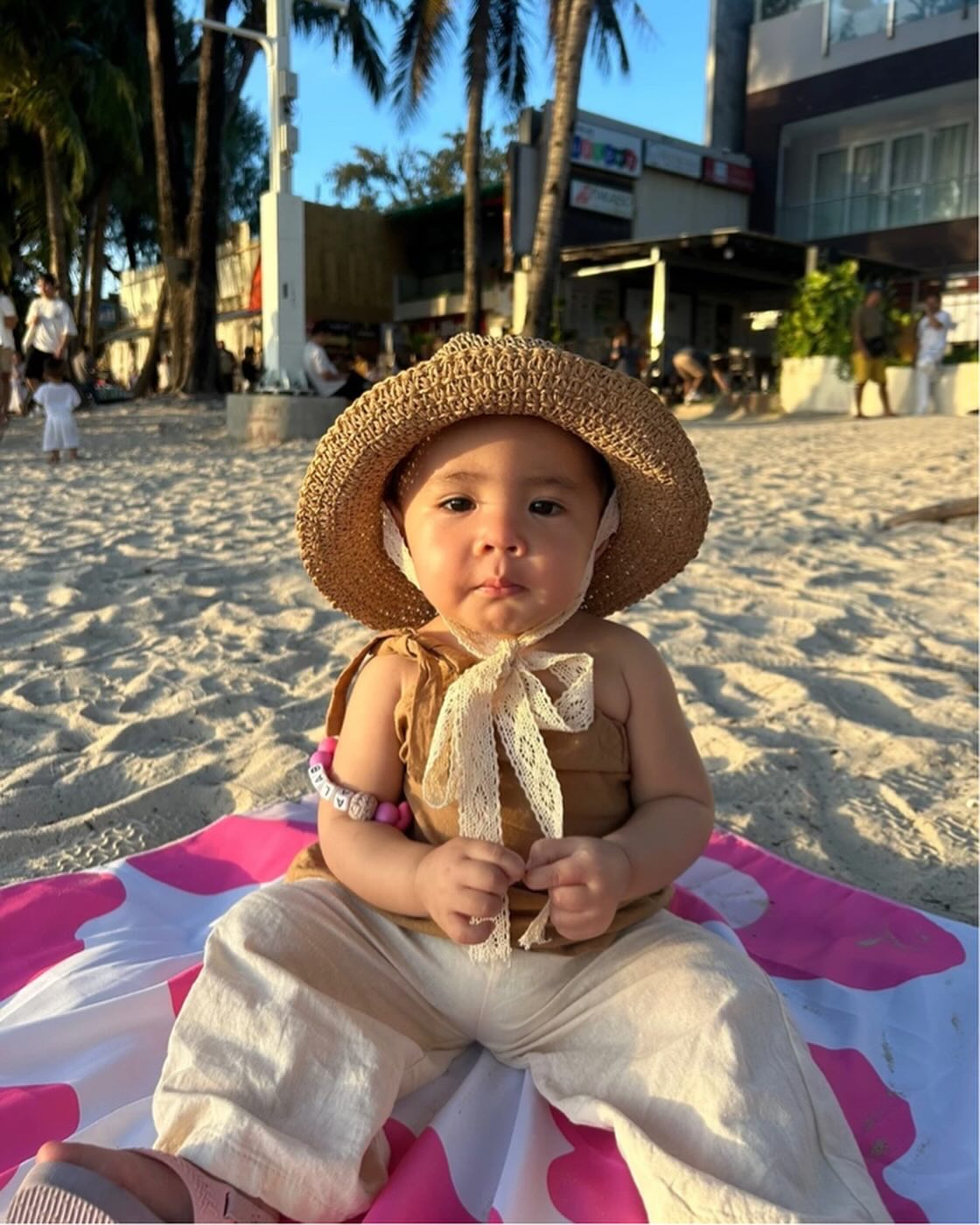Amelia Mocha Top and Mary Pants in Cream Set