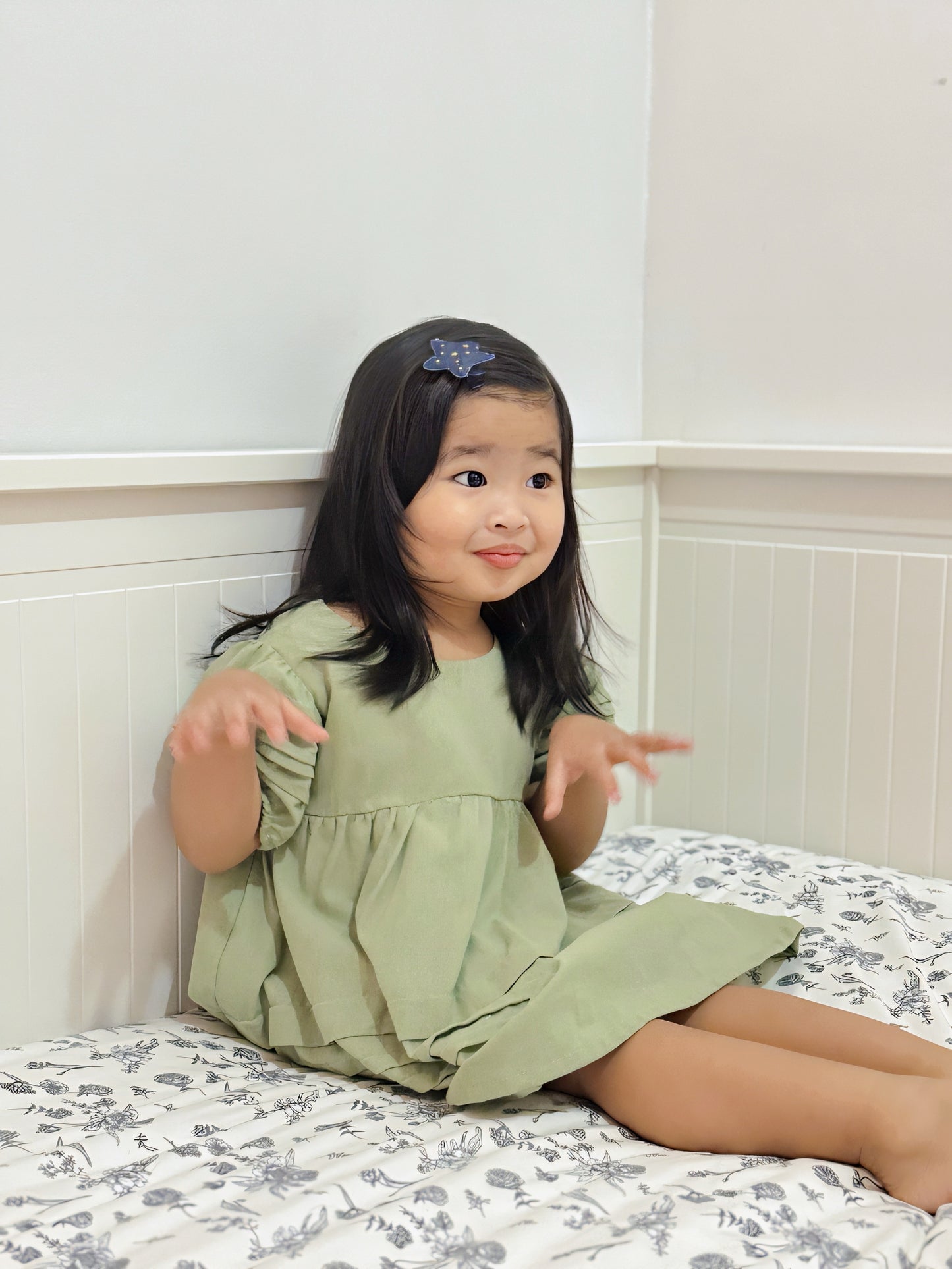 Anita Linen Dress in Sage