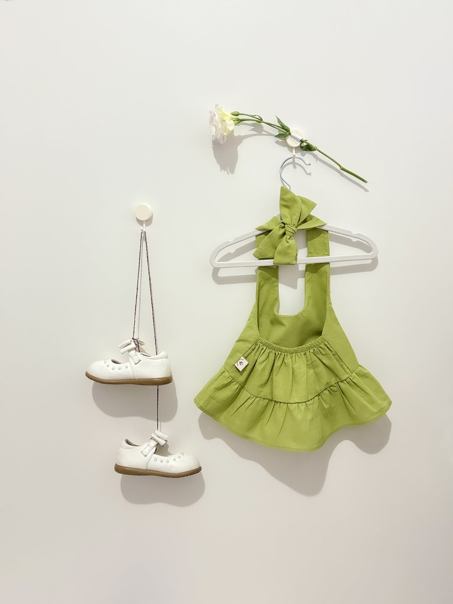 Maven Linen Top in Avocado Green