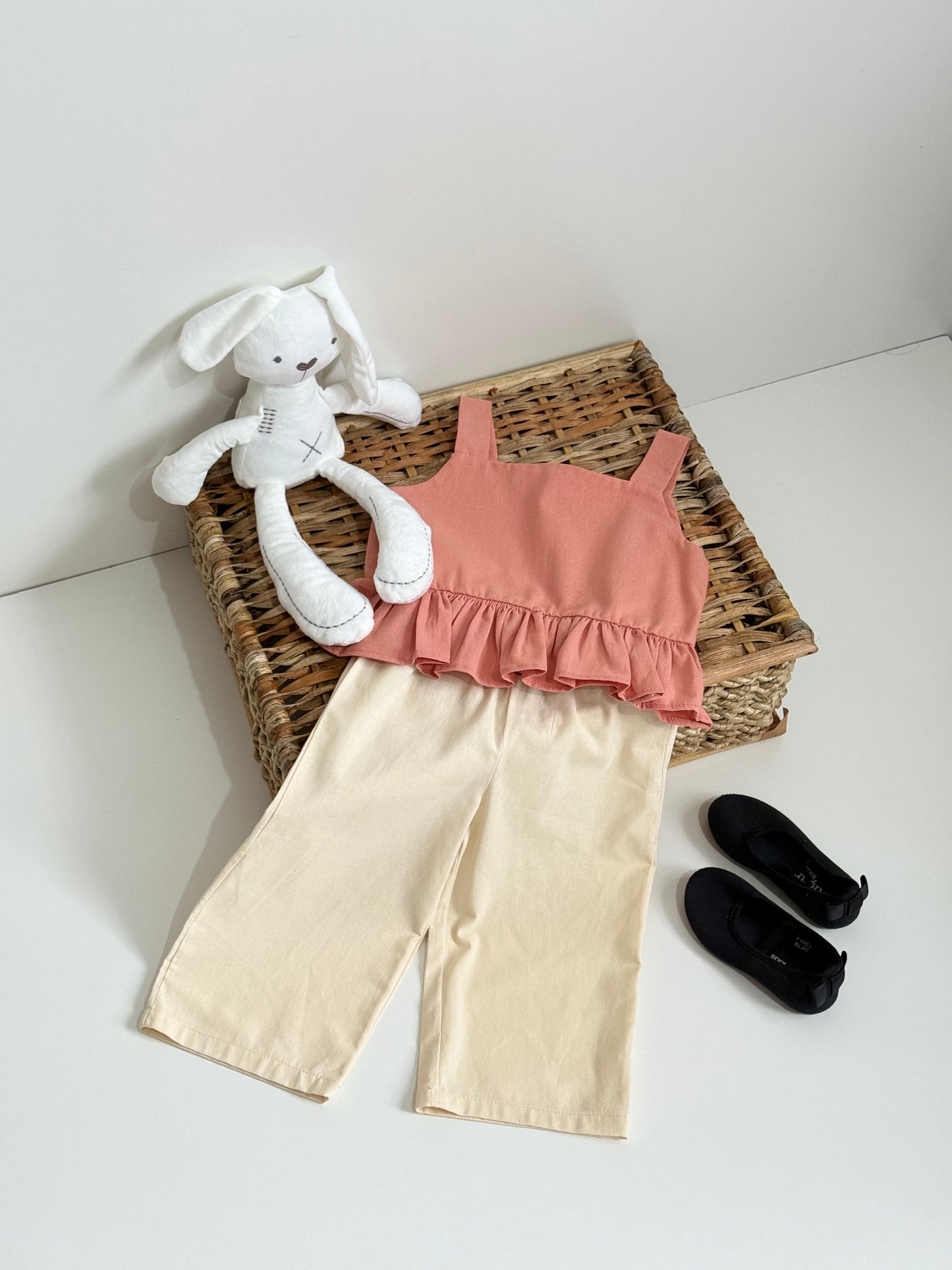 Leia Pink Top and Mary Linen Pants in Cream Set