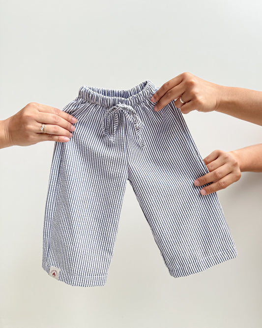 Taylor Seer Sucker Pants in Grey