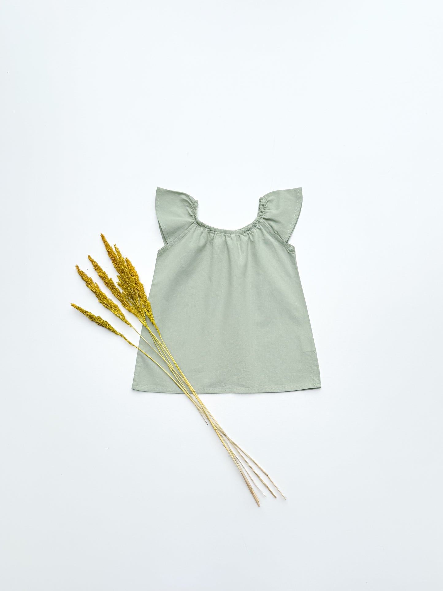Ana Linen Top in Sage
