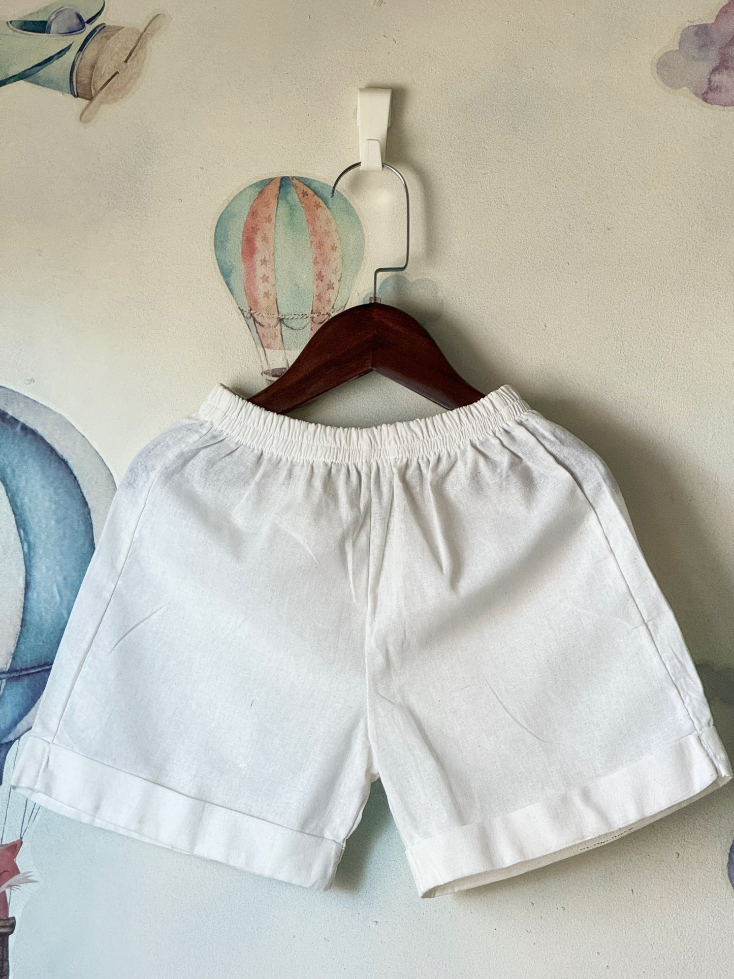 John Linen Shorts in White